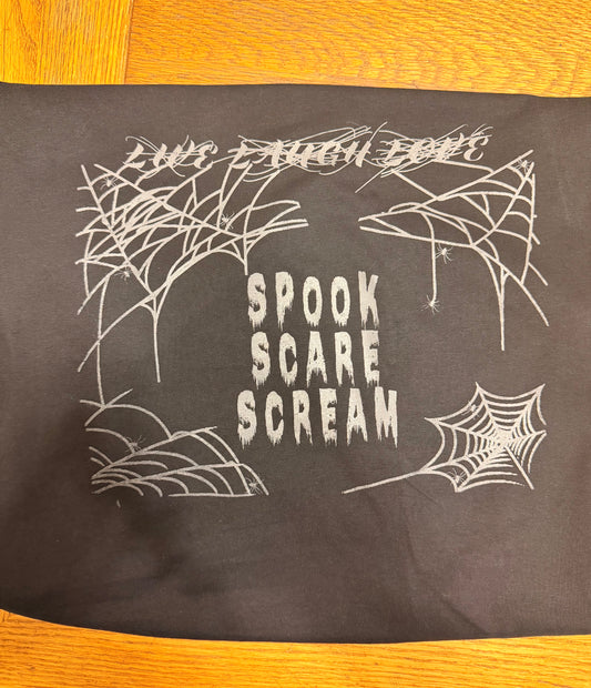 ! Spook scare scream !